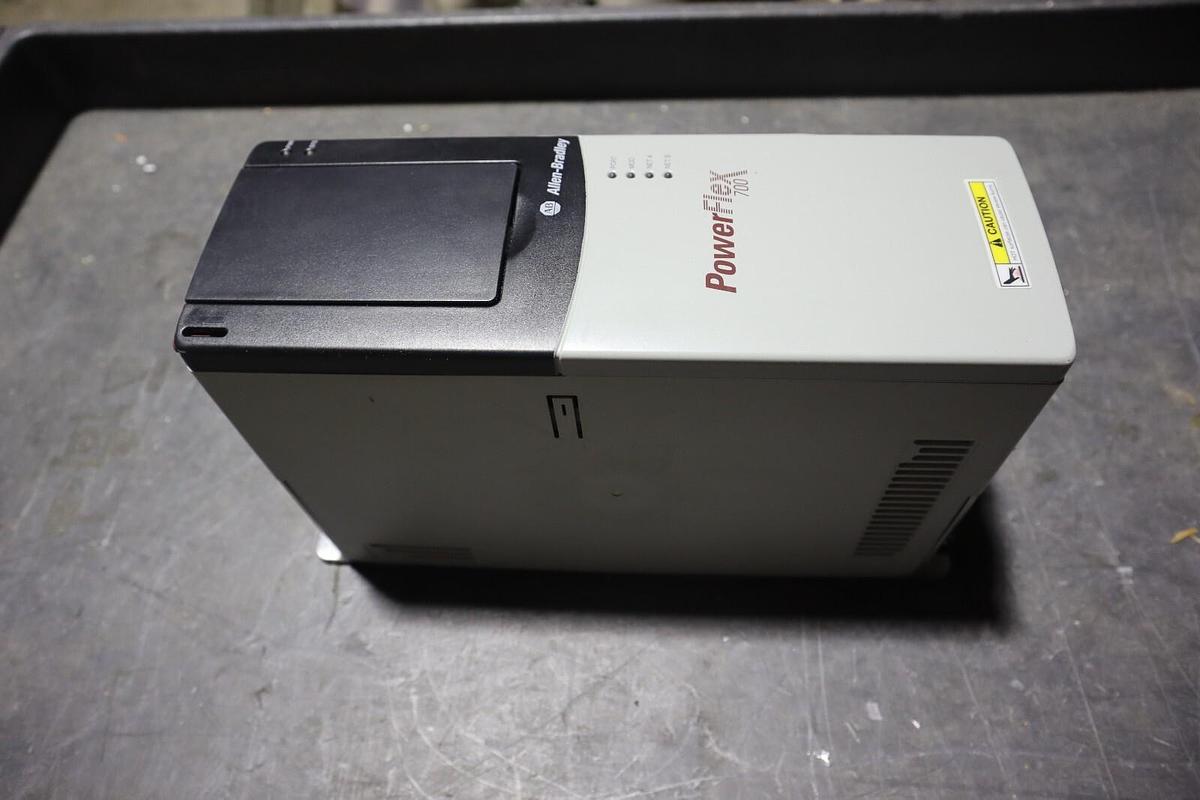Used Allen Bradley 20BD8P0A0AYNANC0 SER B8A 460V 5HP Powerflex 700 Drive STOCK 4663