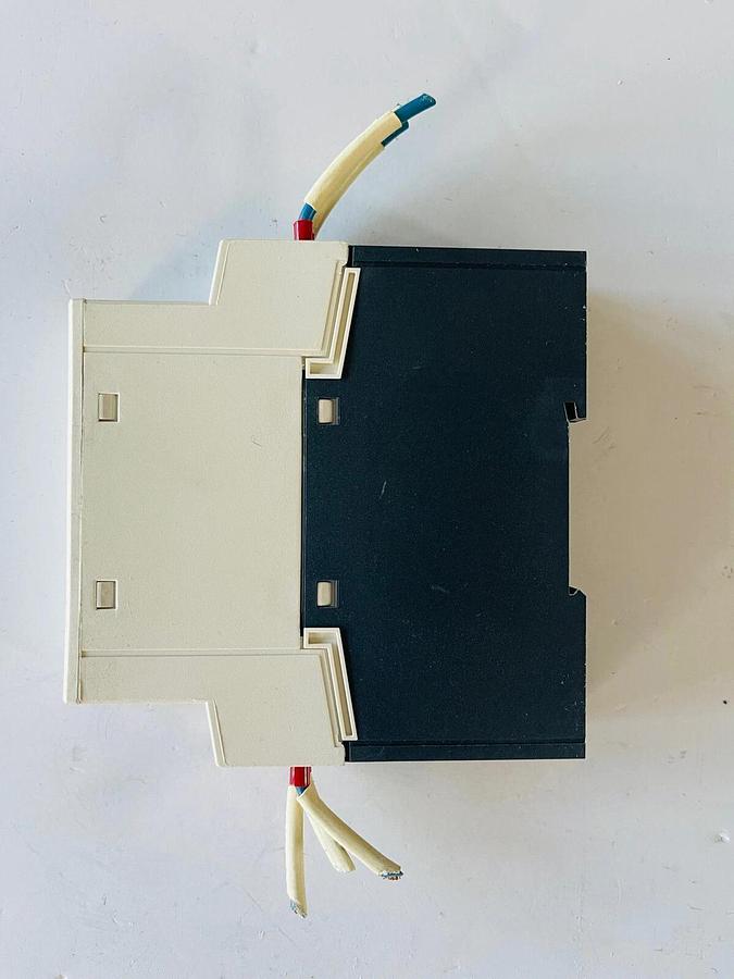 Used SE LT3SE00BD PTC Probe Relay 24V DC #K-1024