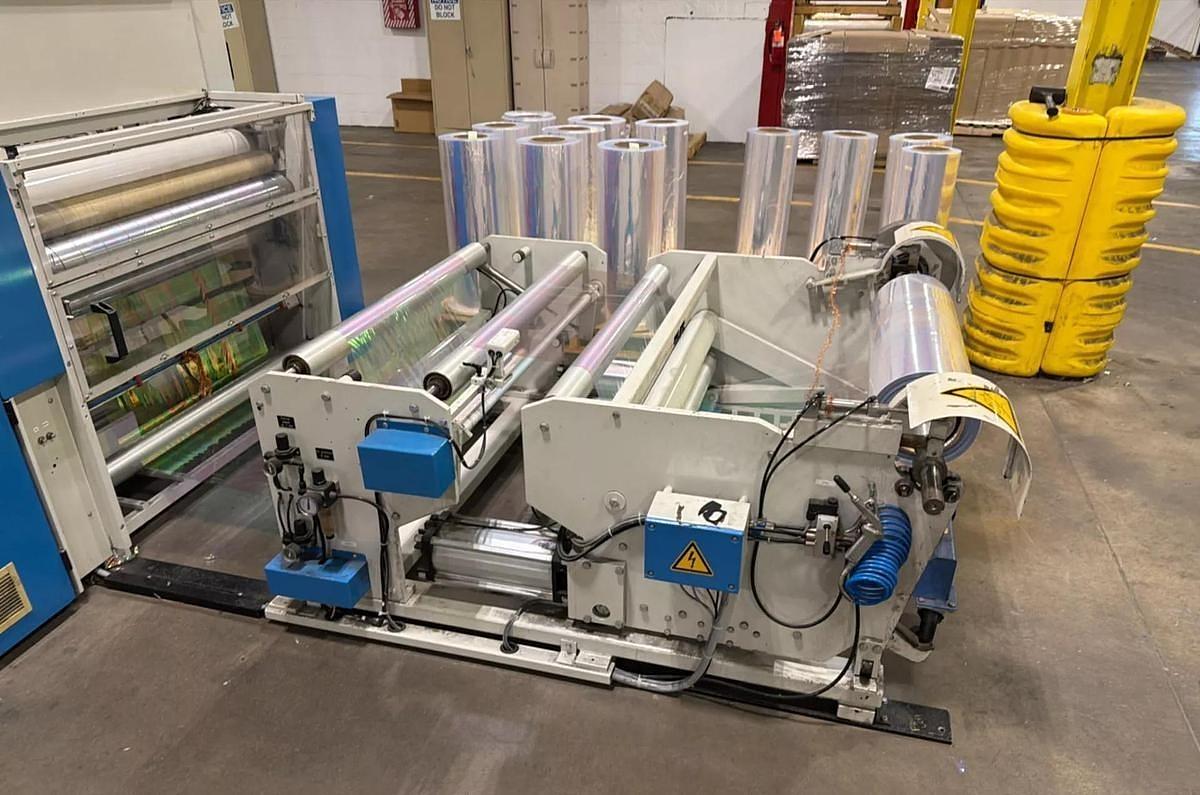 Used 40" (1000MM) MOLLER RW 1000 PLASTIC / GIFT WRAP COUNTER ROLL REWINDER LINE