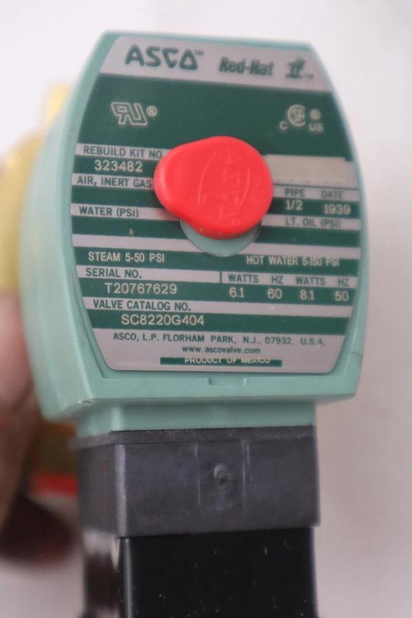 NEW OPEN BOX ASCO SC8220G404 SOLENOID VALVE STOCK 2208A
