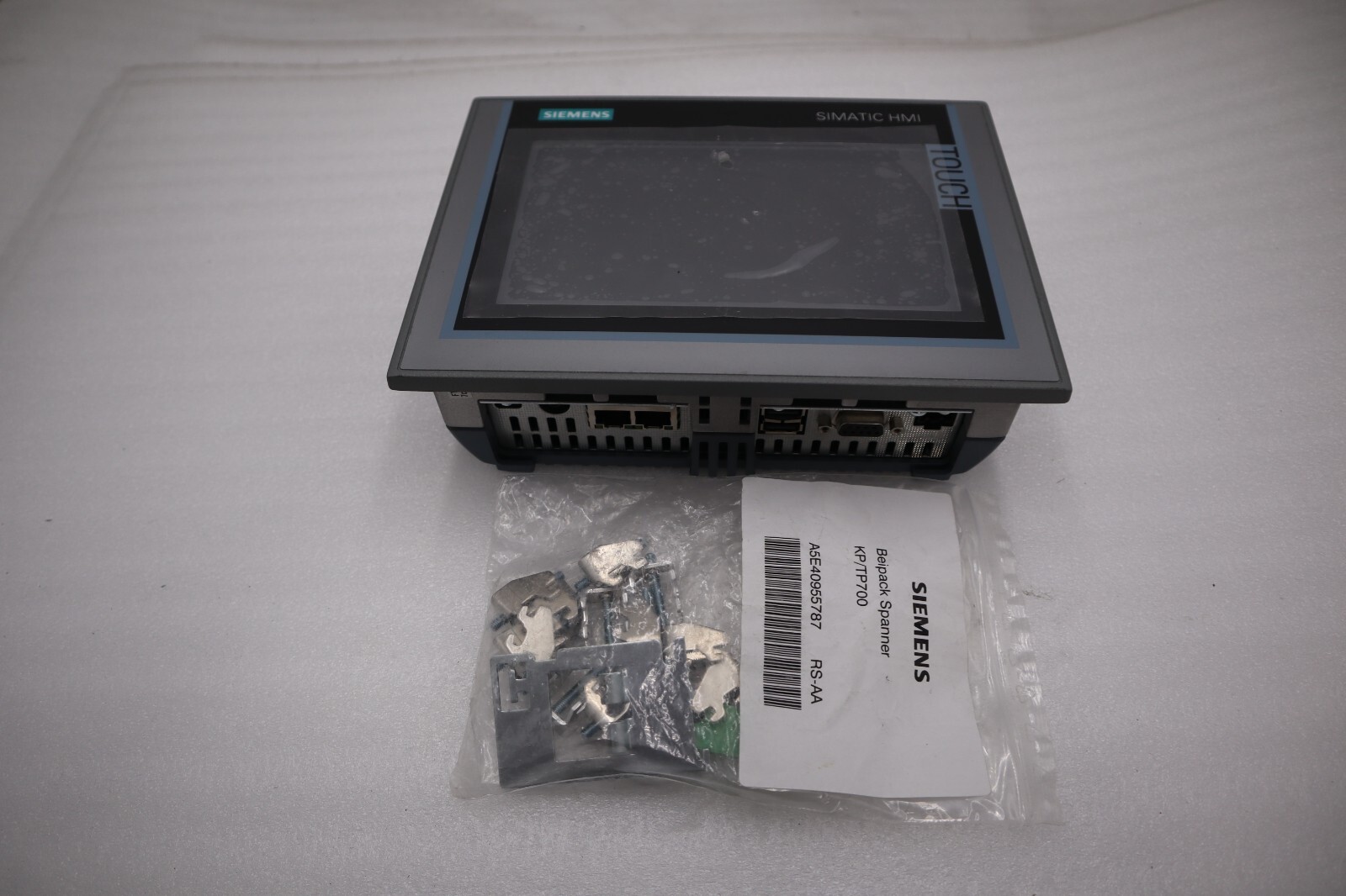 Used Siemens 6AV2 124-0GC01-0AX0 Comfort Operator Interface Panel NEVER USED #H988