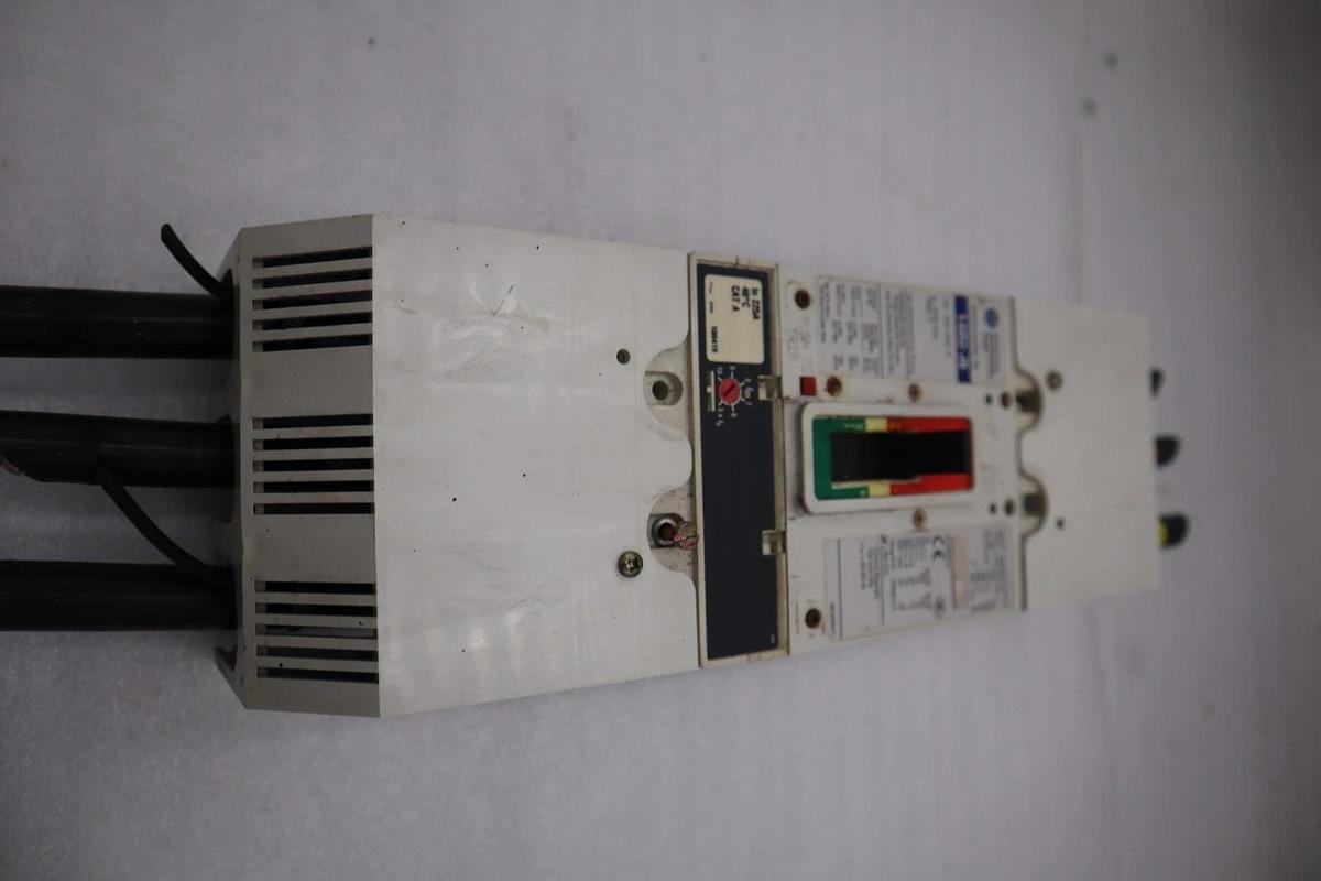 Used Allen Bradley 140U-J6X3 100A 3P 600V AC 250V DC Circuit Breaker STOCK H1869