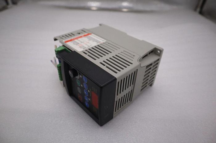 Used Allen Bradley 22A-D2P3N104 /A PowerFlex 4 AC Drive 1HP 3Ph 480V STOCK 5726