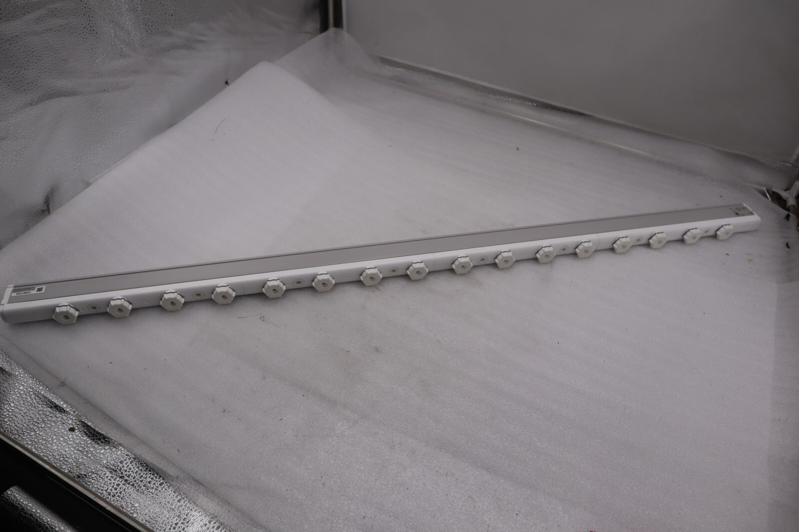 NEW KEYENCE SJ-H108A - Bar Type Main Unit, Standard Model 1080 mm STOCK 5115