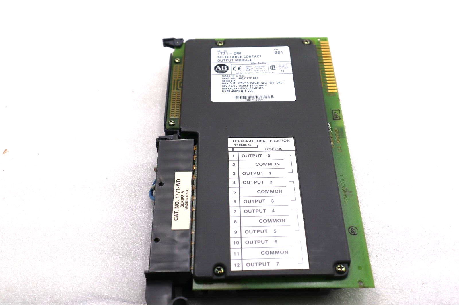 Used ALLEN BRADLEY 1771-0W SELECTABLE CONTACT OUTPUT MODULE SER A STOCK #1794