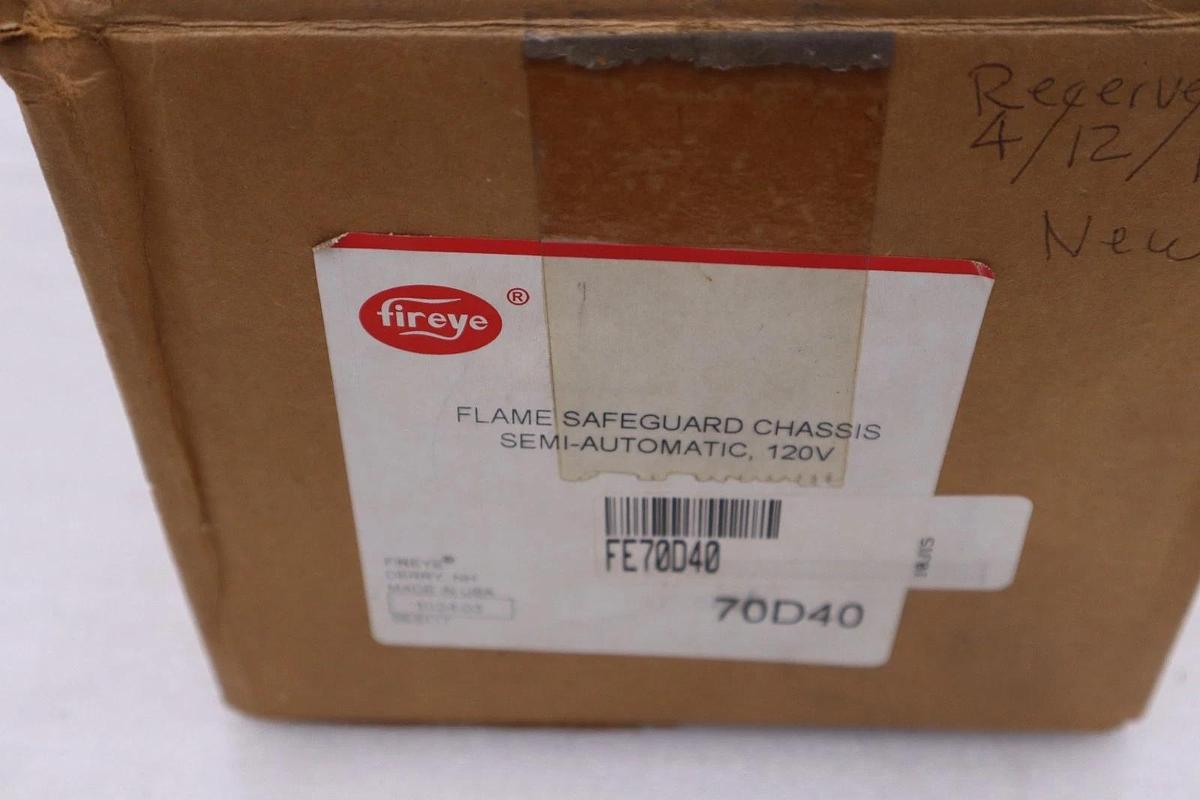 NEW OPEN BOX Fireye 70D40 Burner Control STK GF109 782451084548