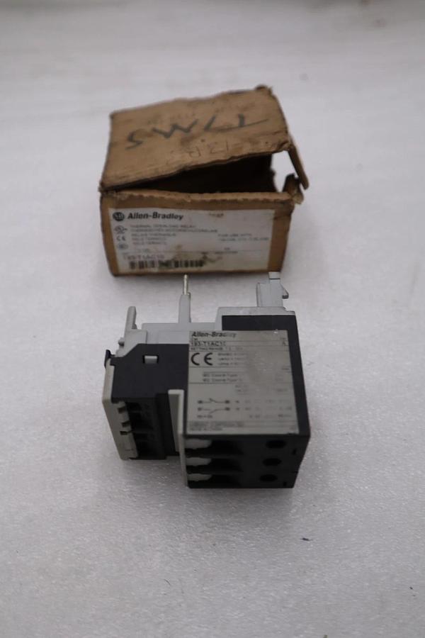 NEW OPEN BOX AB Allen Bradley 193-T1AC10 Thermal Overload Relay SER A STK H1044A