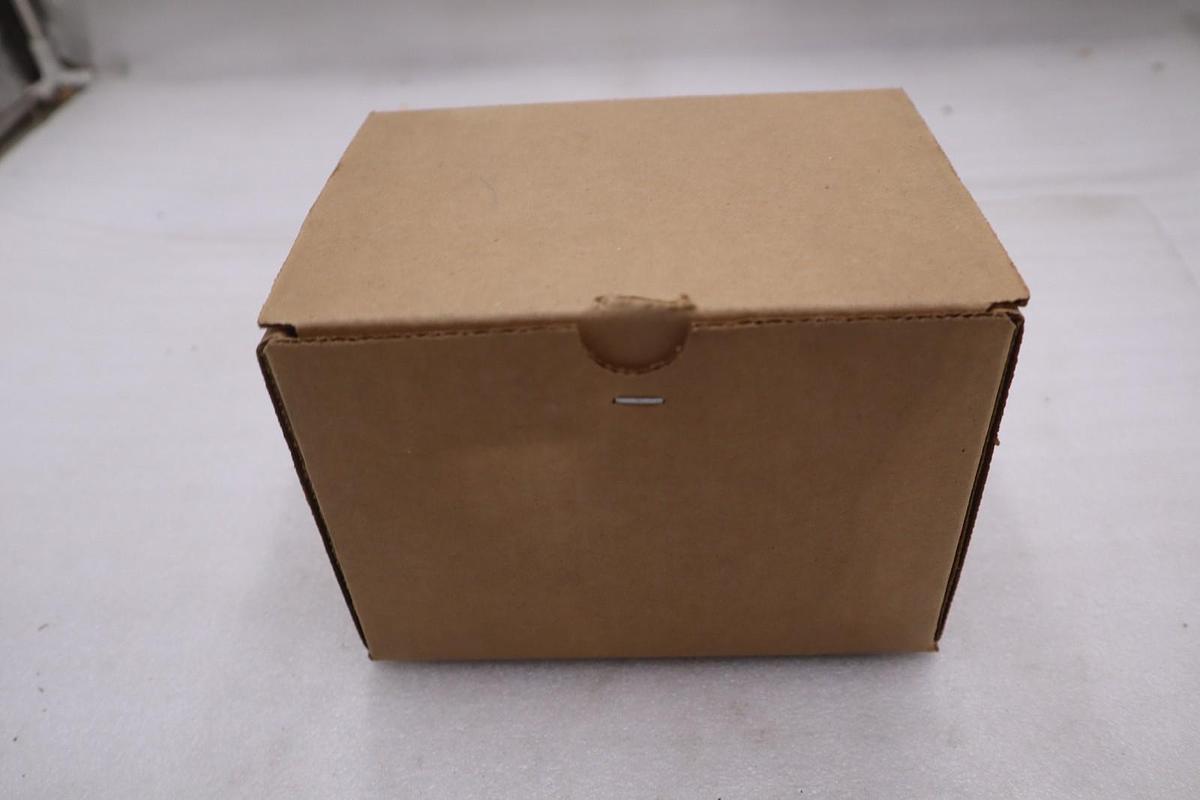 Fairchild Z19581-4516A Volume Booster 250psig Max - NEW NO BOX - STOCK GF869