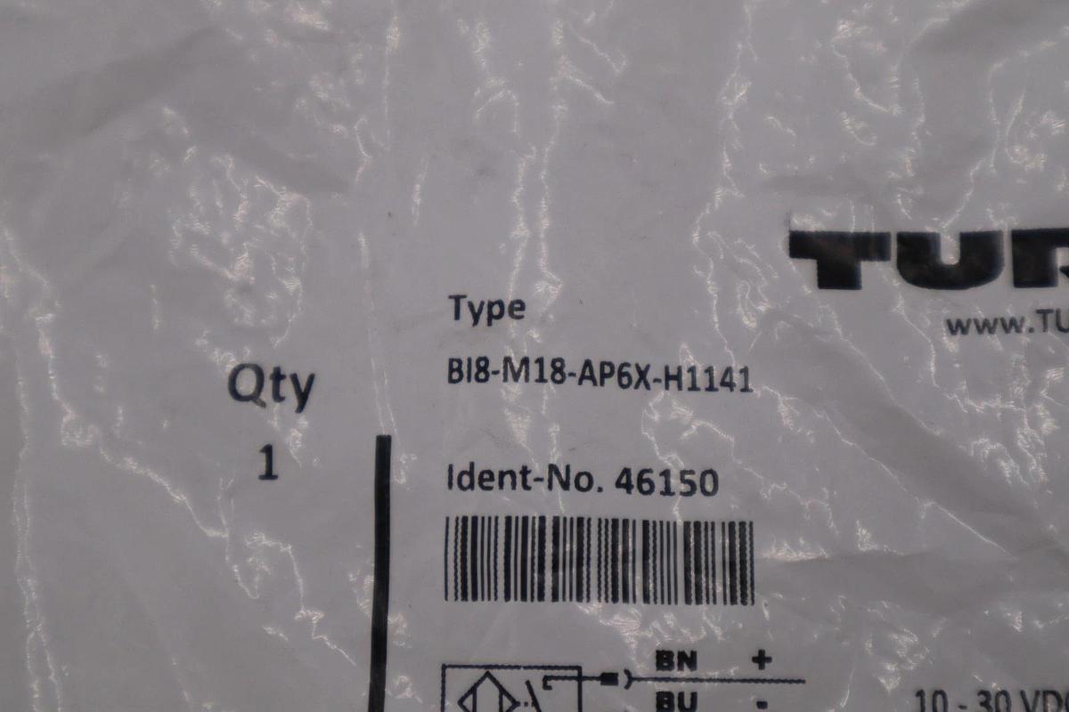 Used New In Box TURCK BI8-M18-AP6X-H1141 Proximity Sensor STOCK H1661A