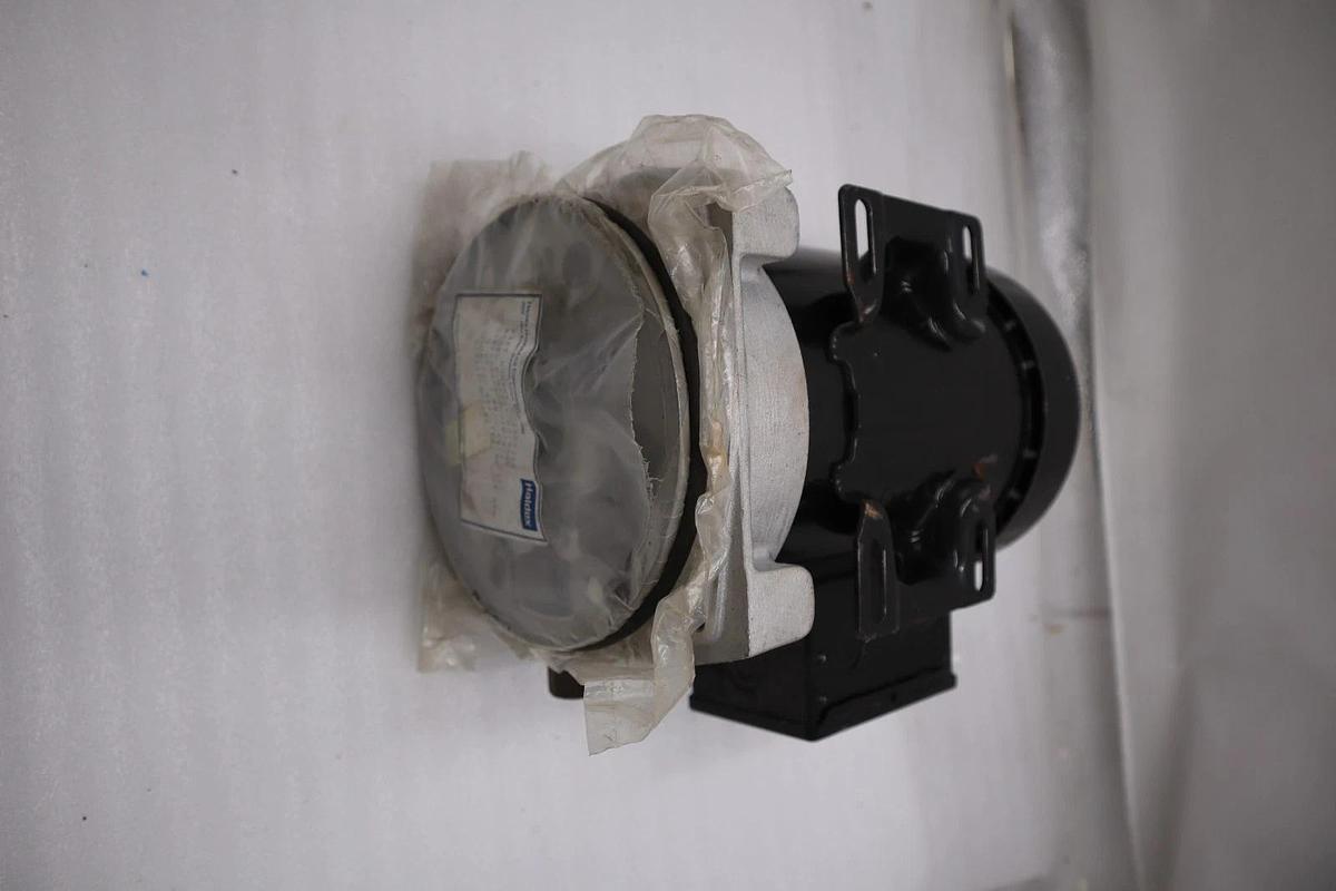 Haldex Hydraulics 1300233 1HP/3PH/1725 Motor STOCK H1180