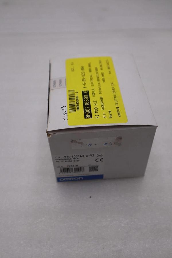 Used NEW OPEN BOX Omron ZEN-10C1AR-A-V2 ZEN10C1ARAV2 Relay STOCK G424A