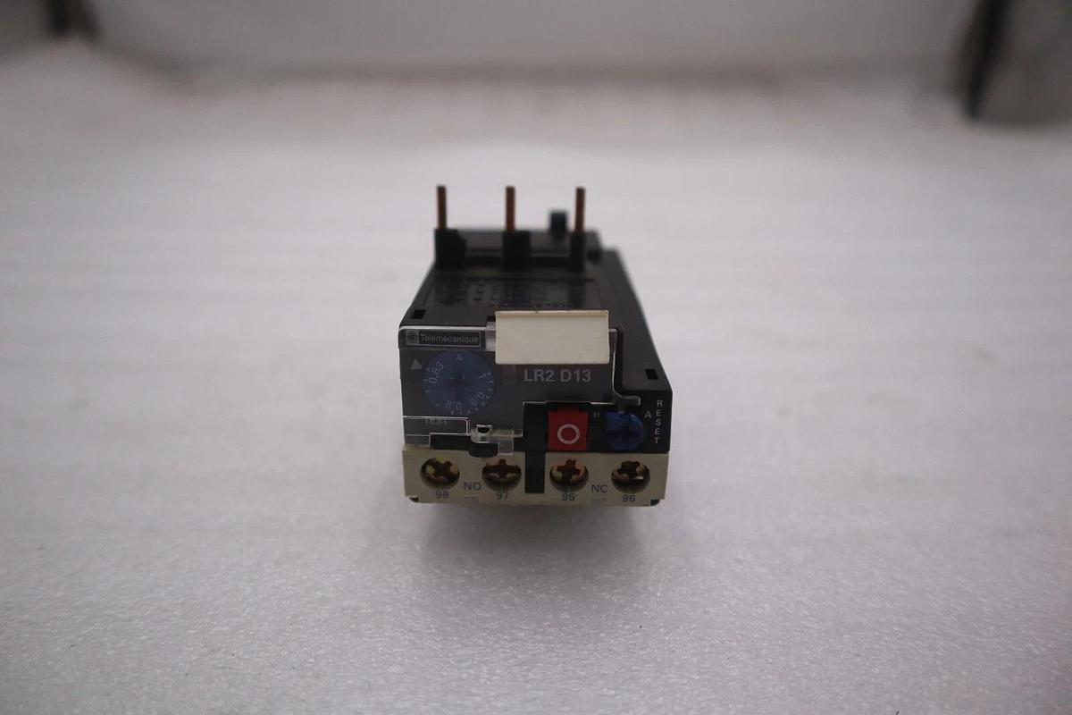 SCHNIDER LR2-D1305 THERMAL OVERLOAD RELAY STOCK #K-3671