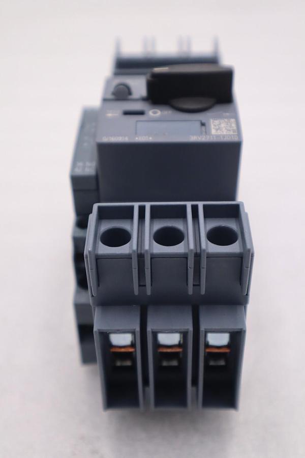 Used NEW SIEMENS 3RV2901-1A LATERAL AUXILIARY SWITCH 2 POLE 1NO/1NC STOCK B-1697
