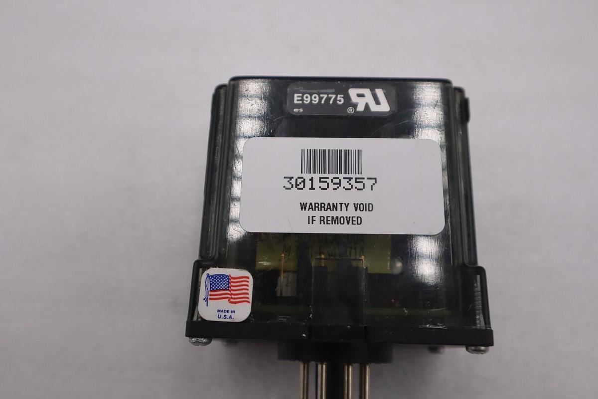 Used NEW Action Pak E99775/ LR 42272 Isolating Signal Conditioner STOCK G774A