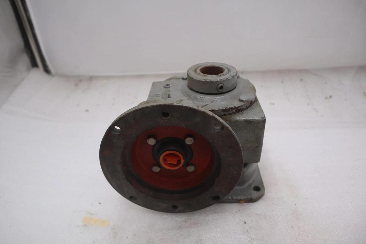 Used HUB CITY 0221-03661-217 MODEL 216 STYLE L GEAR REDUCER STOCK #M-62
