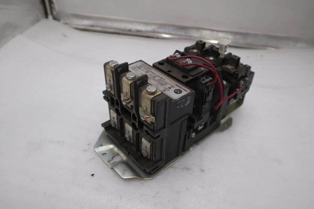 Used AB Allen Bradley 500F-DOD930 Size 3 Magnetic Contactor, 120VAC Coil 90A 3-5 Pole