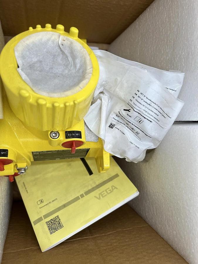 Used VEGA PT31.UX1ADNBX006 POINTRAC 31 TRANSMITTER NEW IN BOX STOCK 3360