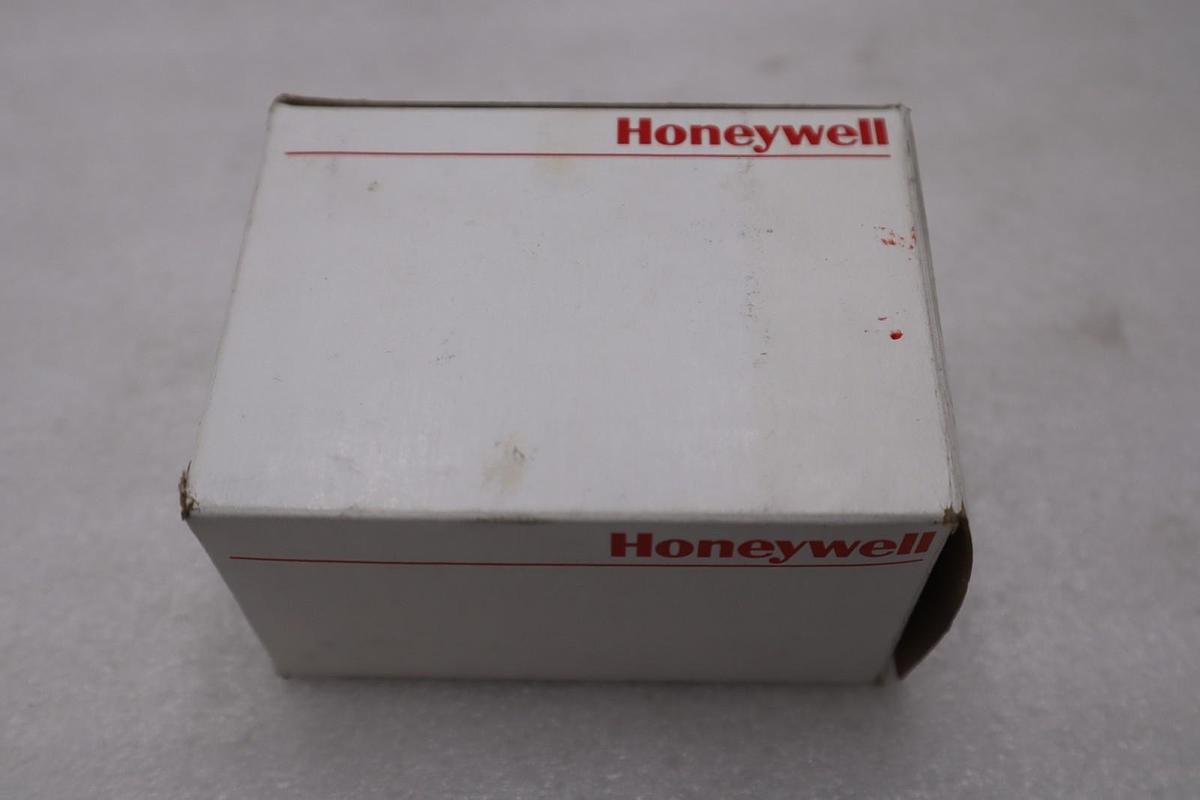 Used HONEYWELL BZG1-2RN80 LIMIT SWITCH STOCK #GF-688A