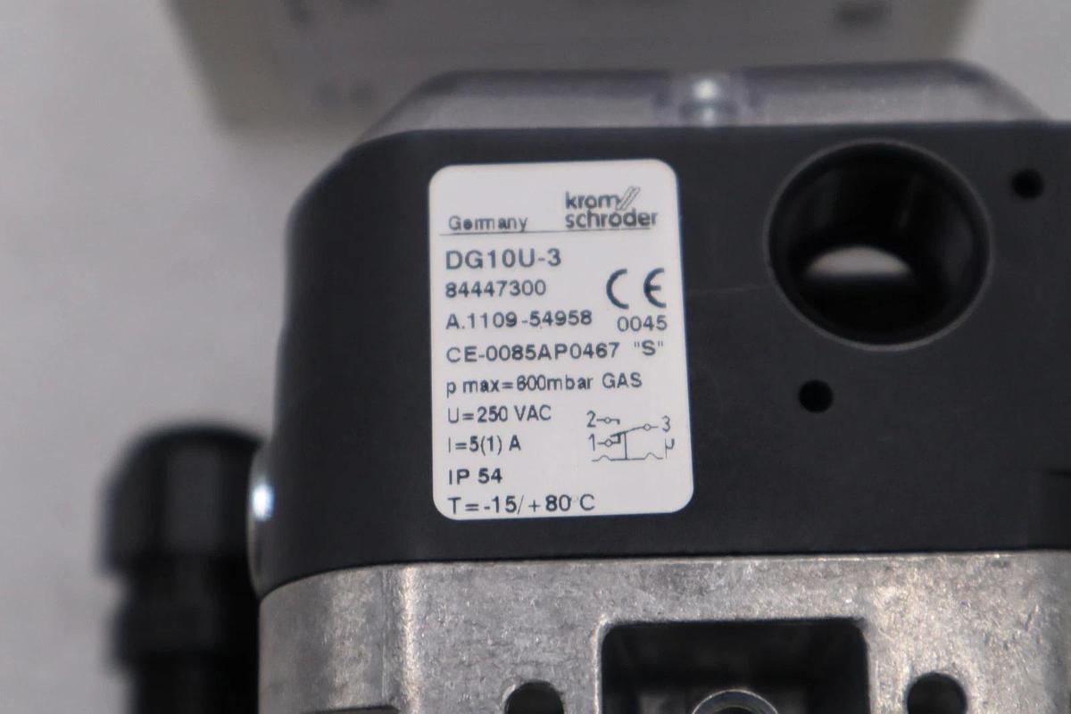 Used New Krom schroder DG10U-3 84447300 Pressure Switch STOCK H580A