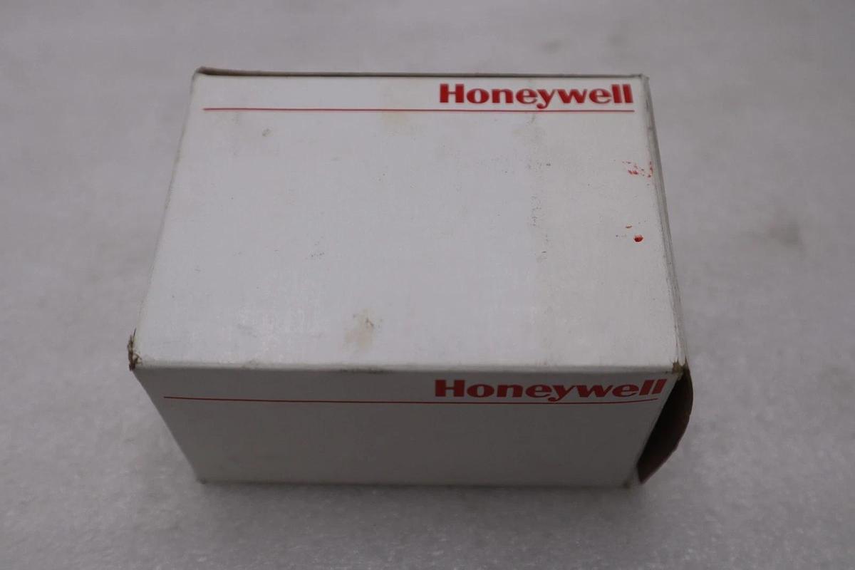 HONEYWELL BZG1-2RN80 LIMIT SWITCH STOCK #GF-688A