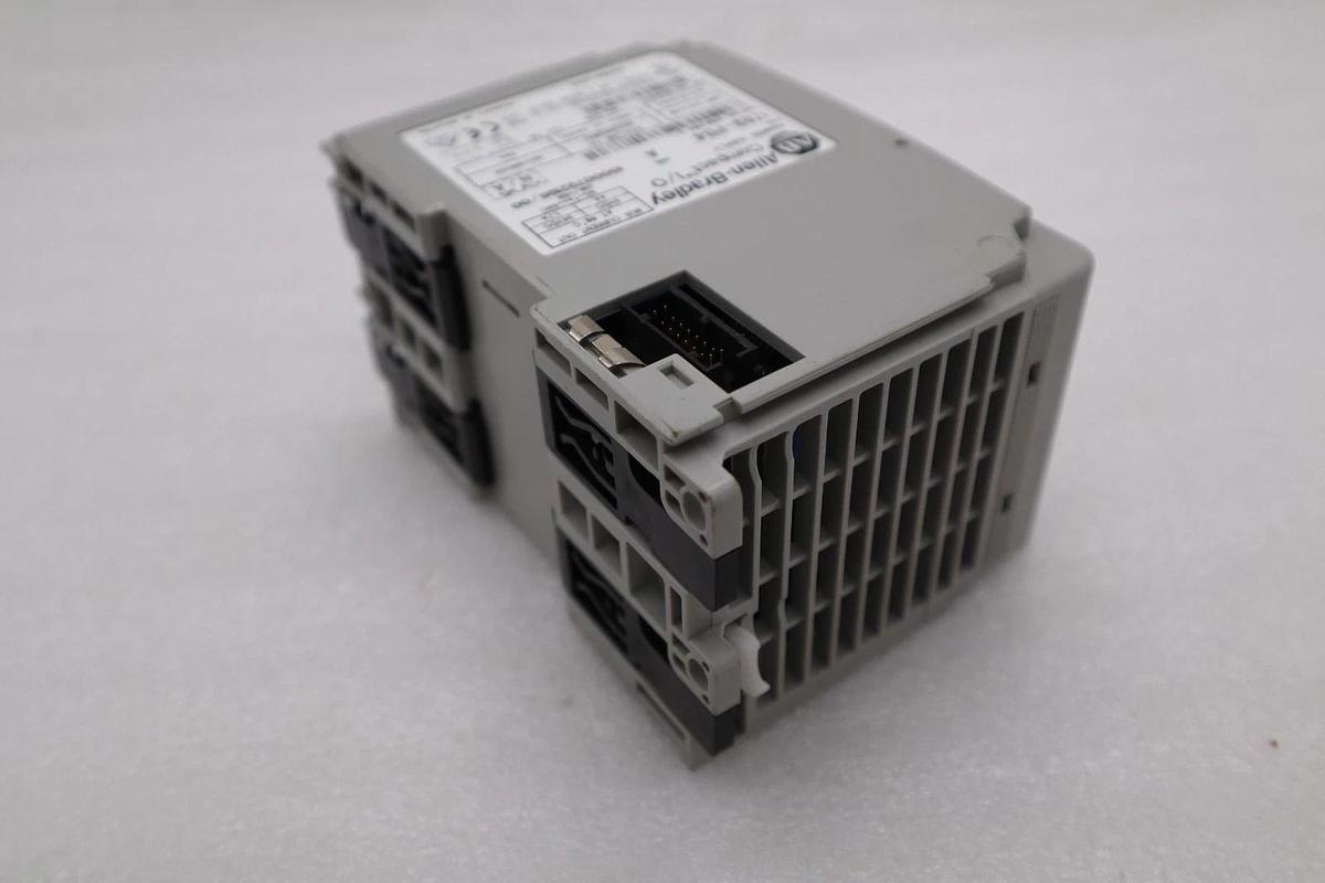 NEW OPEN BOX   Allen-Bradley AB 1769-PB4 Compact Power Supply 1769PB4 STK H989A