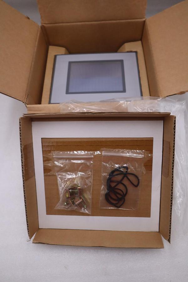 AUTOMATION DIRECT DP-M321 OPERATOR INTERFACE TOUCH SCREEN - NEW - STOCK GF1058