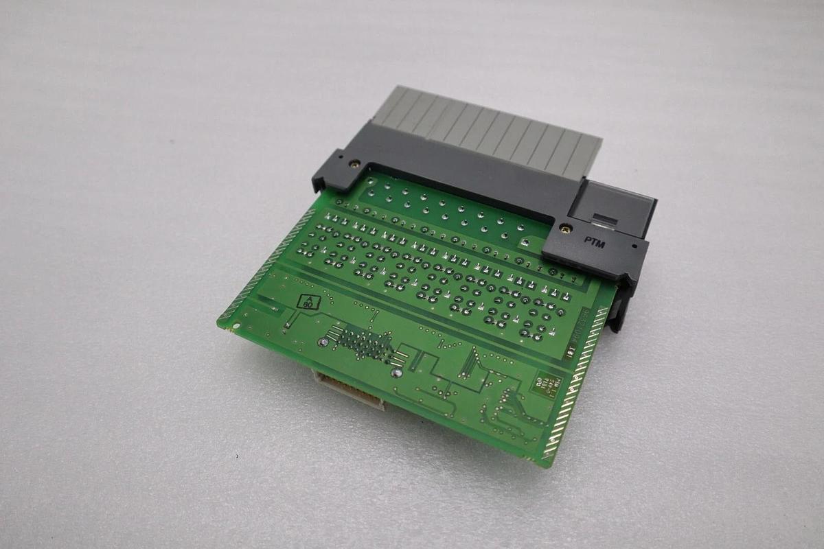 Used Allen Bradley 1746-OB16 Ser. D SLC 500 16-Point DC Output Module STOCK K-102-D