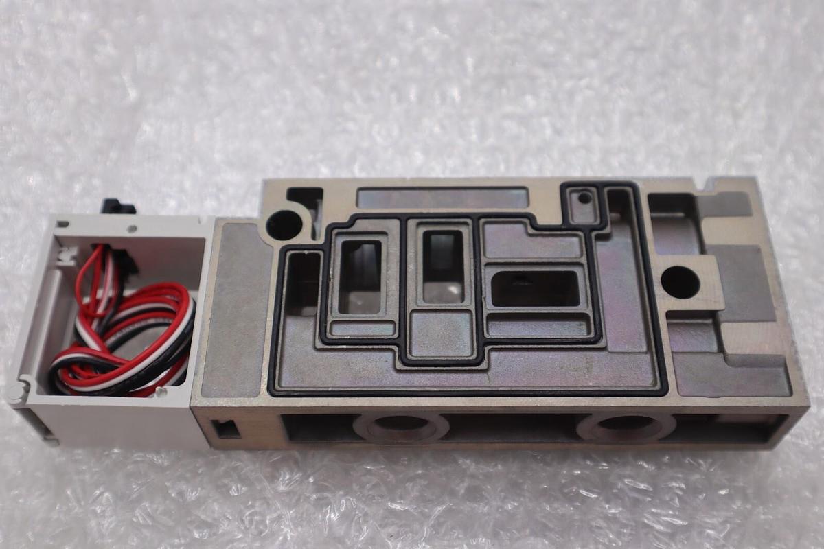 Used SMC VVQ4000-1A-F1-03N GENUINE #S-338