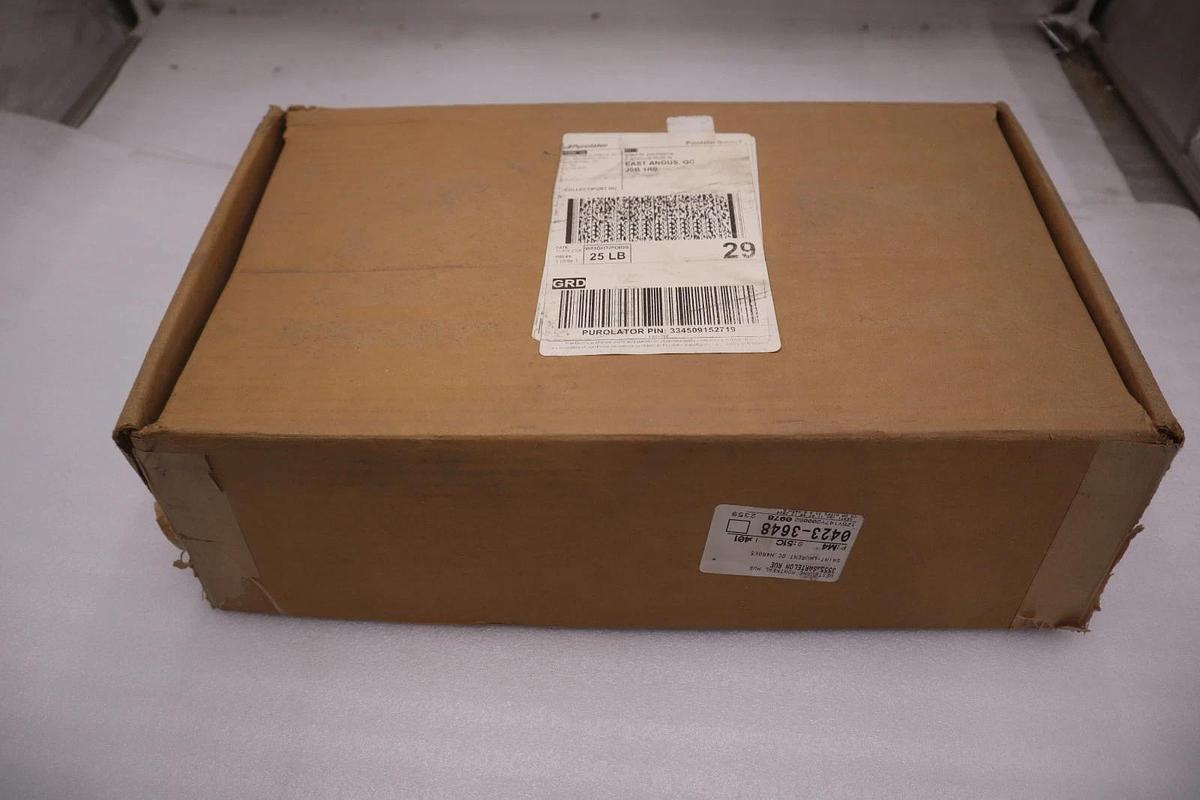 Used Lithonia DSXF1-LED-P2-50K WFL MVOLT THK DDBXD FLOODLIGHT - NEW IN BOX - GF999