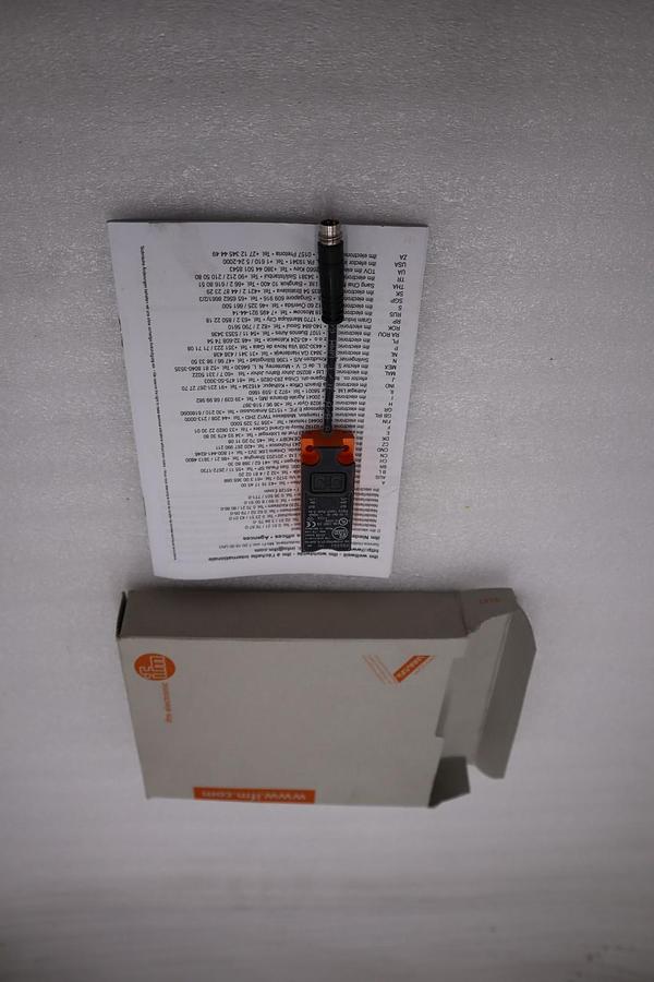 Used NEW OPEN BOX IFM Efector KQ6004 Capacitive Sensor STOCK H953A