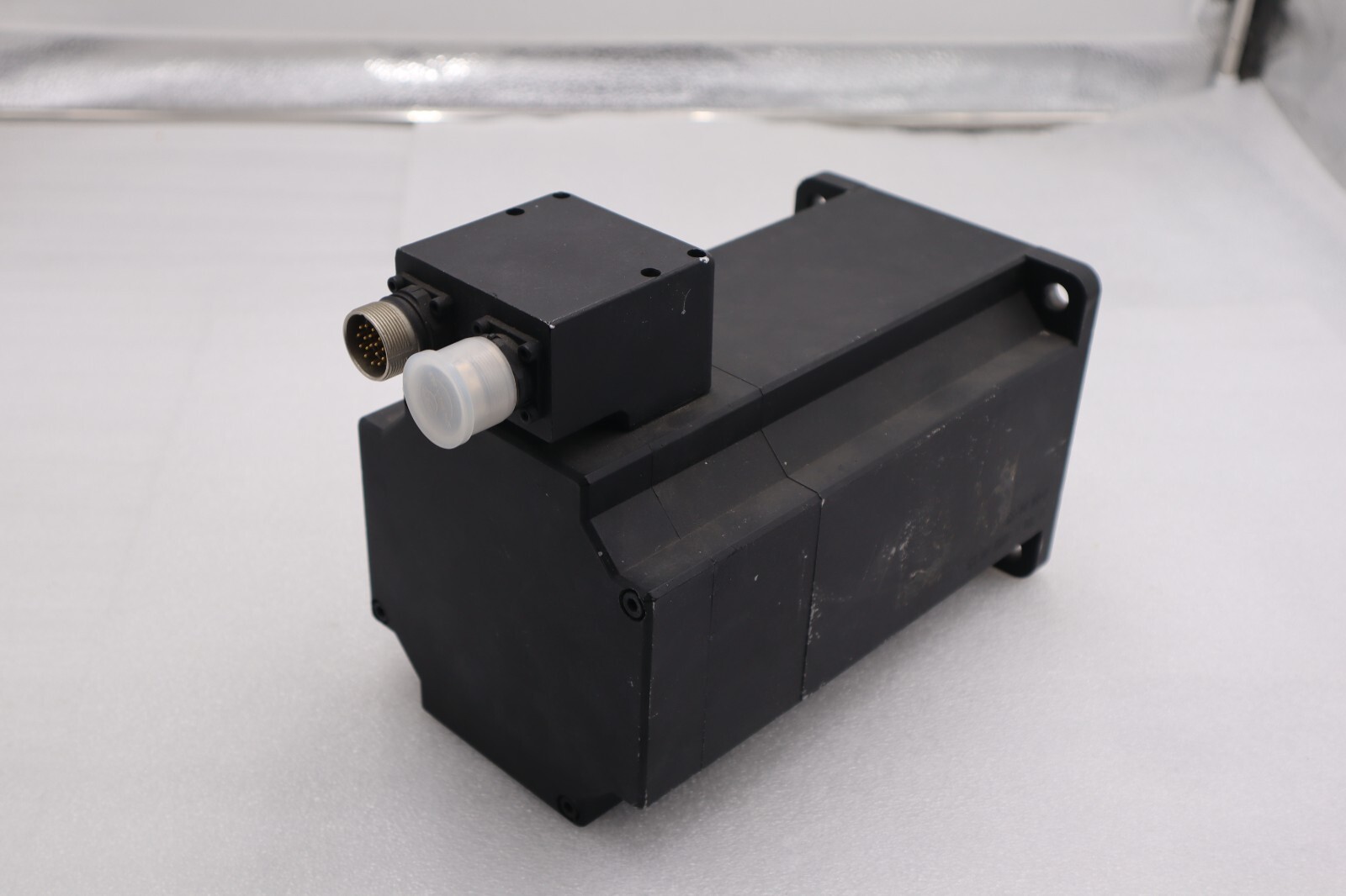 Used PARKER SMN1422P5D-KPSN / SMN1422P5DKPSN (BRAND NEW) STOCK 2204