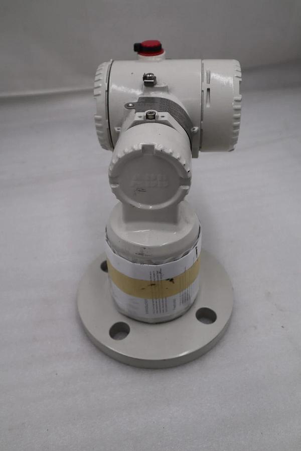 NEW ABB LLT100.AIAH10L5 15.5-42V LASER LEVEL TRANSMITTER STOCK H418