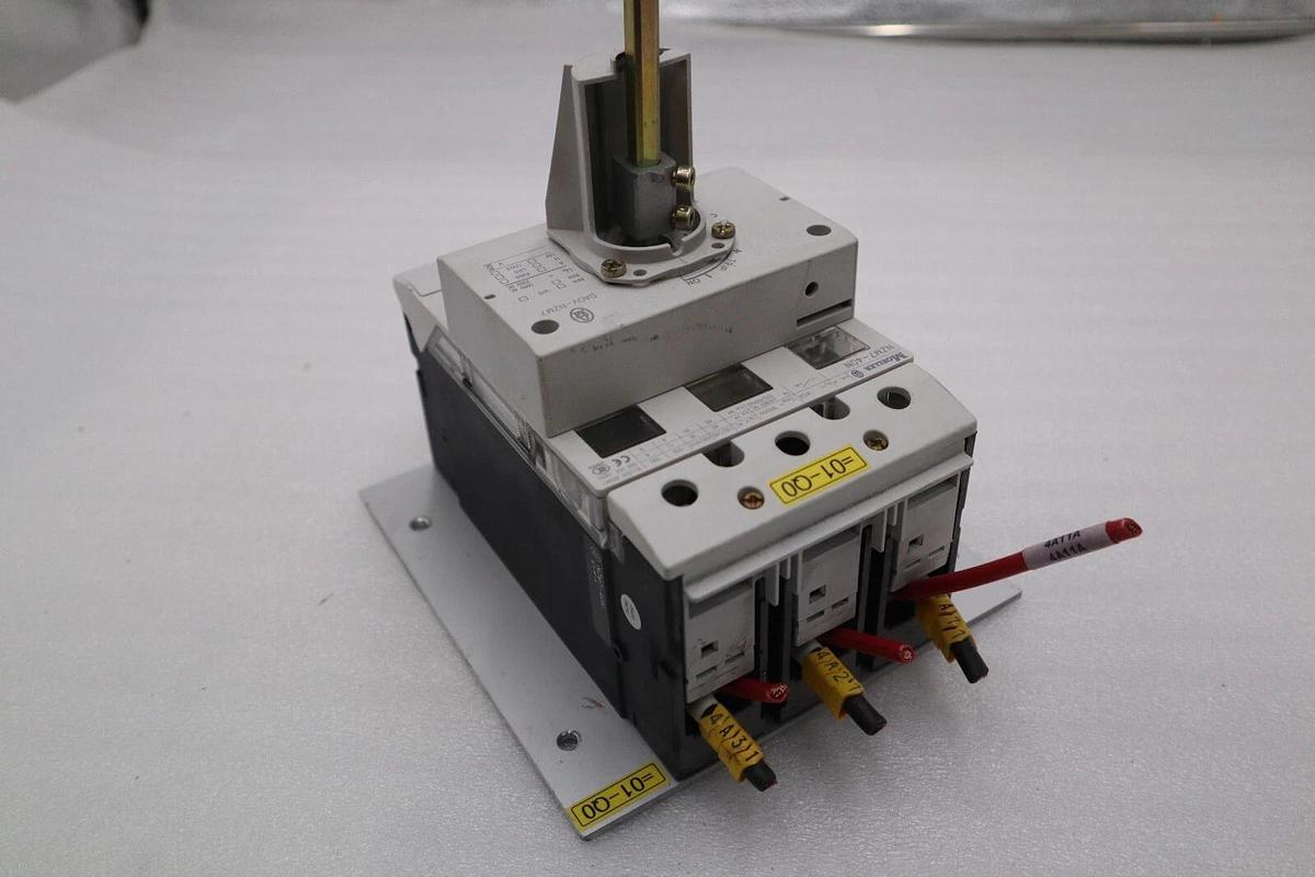 Used Moeller NZM7-40N 40 Amp 480V 50/60HZ Circuit Breaker  STOCK 5332