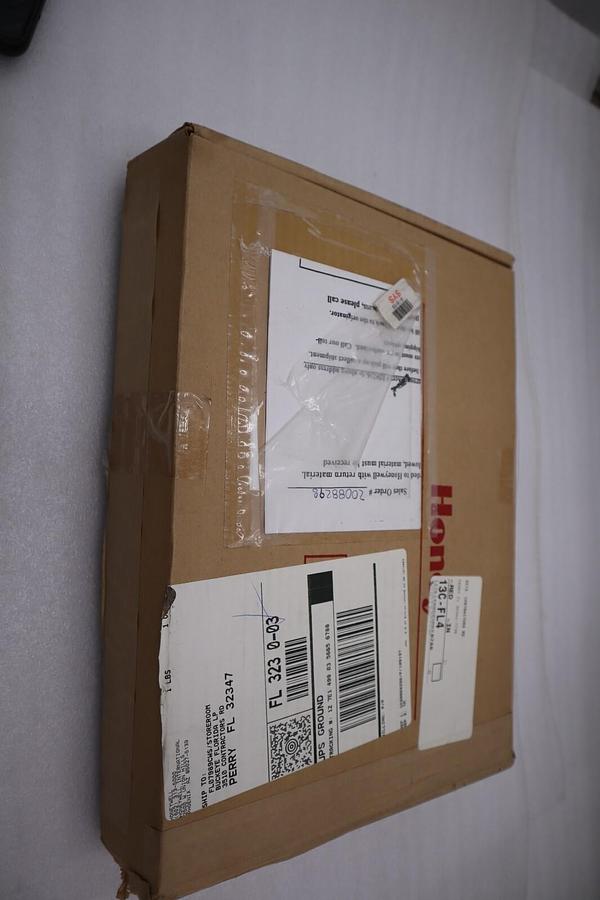 NEW HONEYWELL 51305406-100 UCIO PC BOARD UNIVERSAL I/O MOD STOCK G66