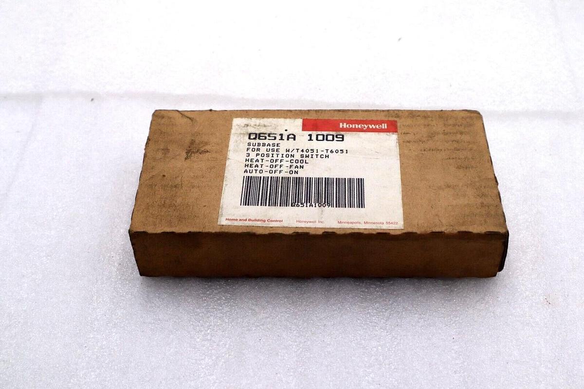 HONEYWELL Q651A-1009-1H MULTI SWITCHING SUBBASE 3 POSITION SWITCH #L-795