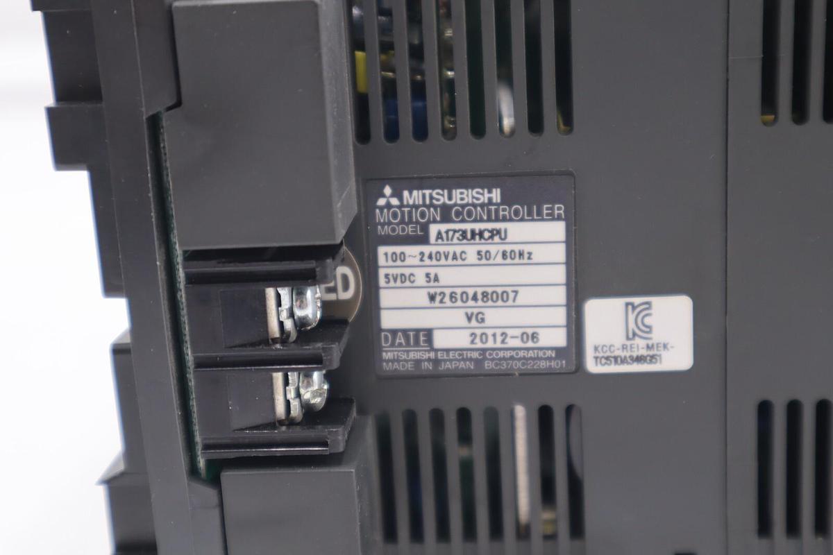 Used NEW MITSUBISHI A173UHCPU MOTION CONTROLLER W/ A178B-S1 8-SLOT BASE UNIT #L-700