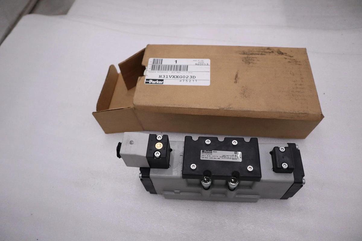 PARKER H31VXXG023D SOLENOID VALVE BASIC SERIES 5599-2 SIZE 3 - STOCK 3000CC