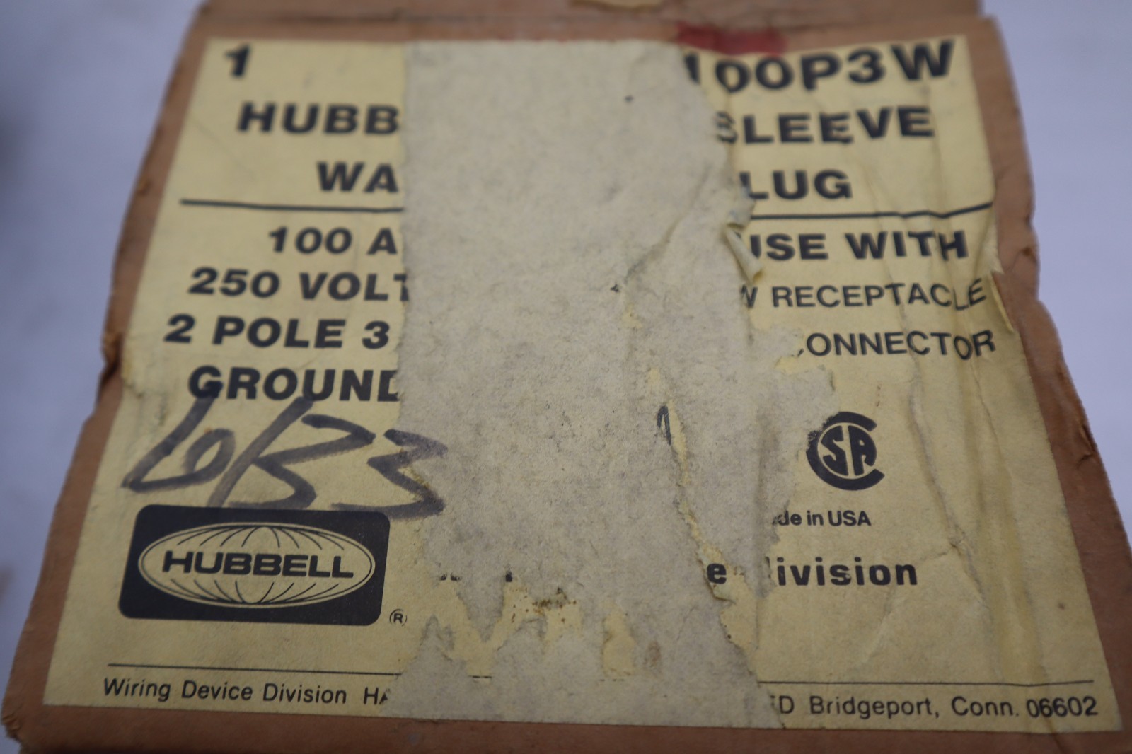 HUBBELL KELLEMS HBL3100P3W PIN AND SLEEVE DEVICE IEC PLUG - STOCK 1524A
