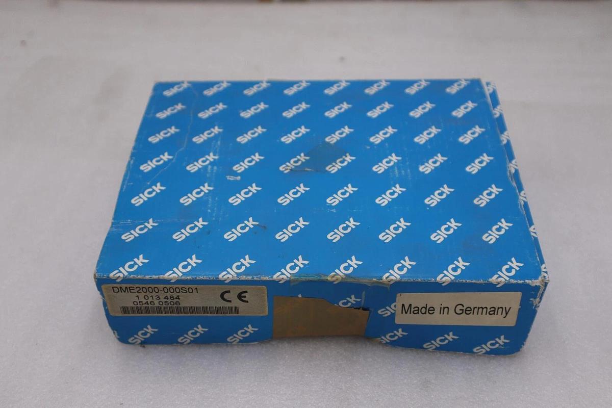 Used NEW IN BOX SICK DME2000-000S01 1013484 DISTANCE MEASURING DEVICE STOCK H824