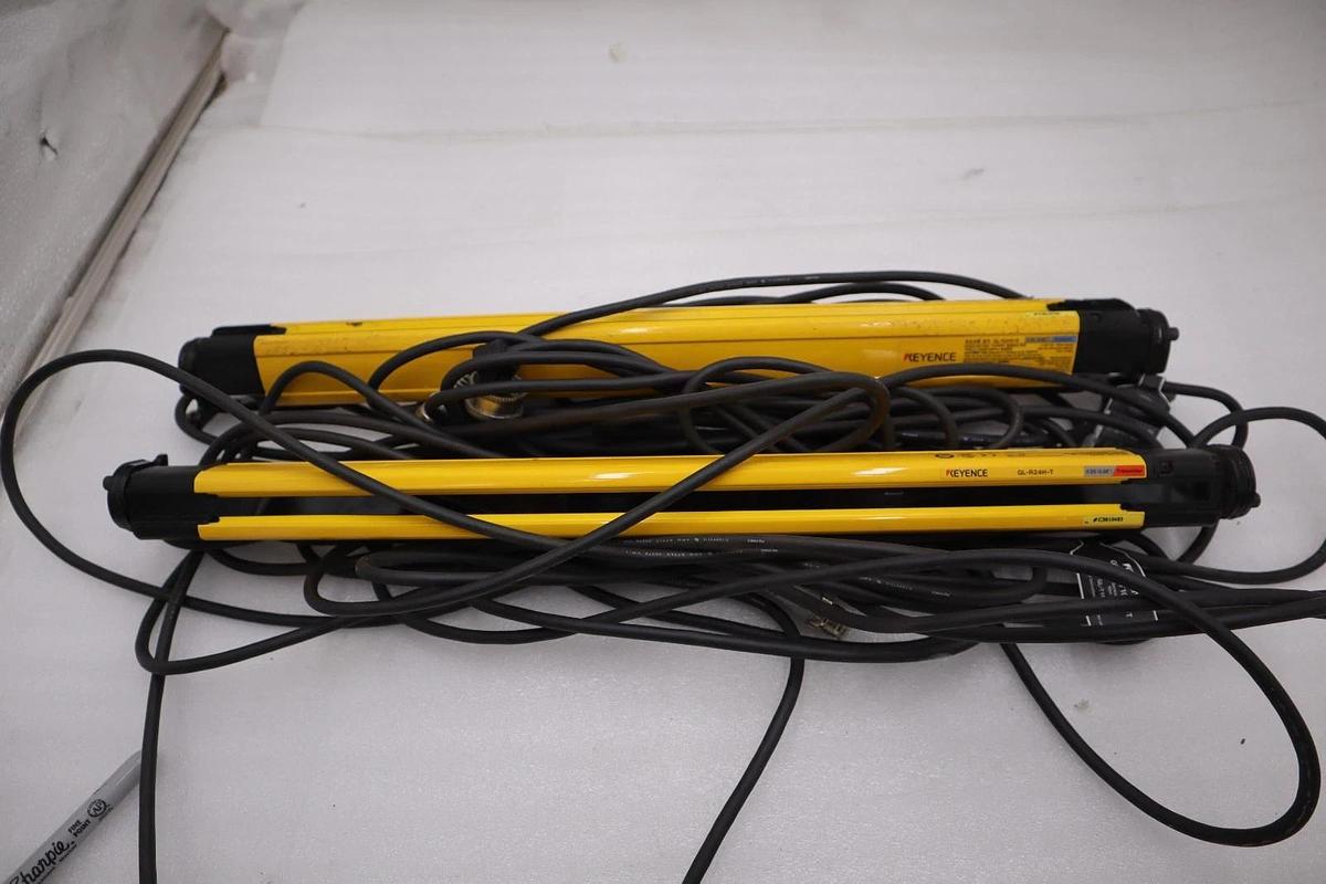 Used Keyence GL-R24H Safety Light Curtain Set GL-R24H-R / GL-R24H-T STOCK H1613