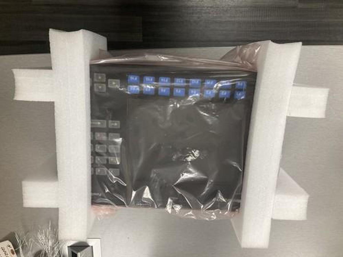 Used NEW Allen Bradley 2711-K10C8/B OPERATOR INTERFACE PANELVIEW 1000 10.4 INCH #5136
