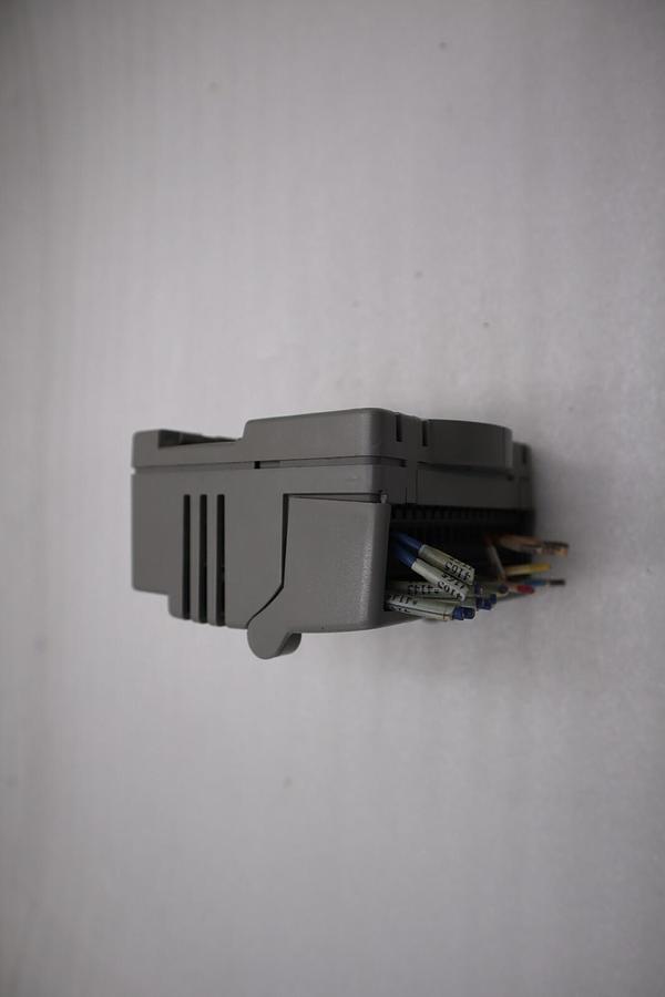 Used Giddings & Lewis M.1300.7372 R1 Input Module 24VDC SINK/SOURCE STOCK 5176A
