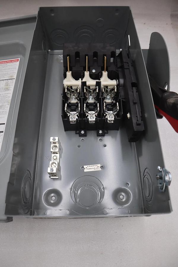 SQUARE D CH362 - NEW NO BOX - STOCK SGF132