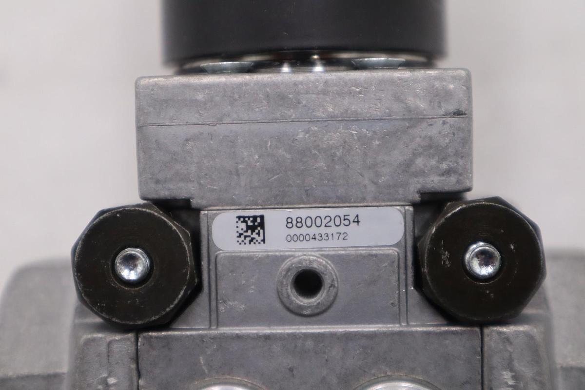Used Honeywell Kromschroder VAS120R/NQSR 88002054 STOCK H1129