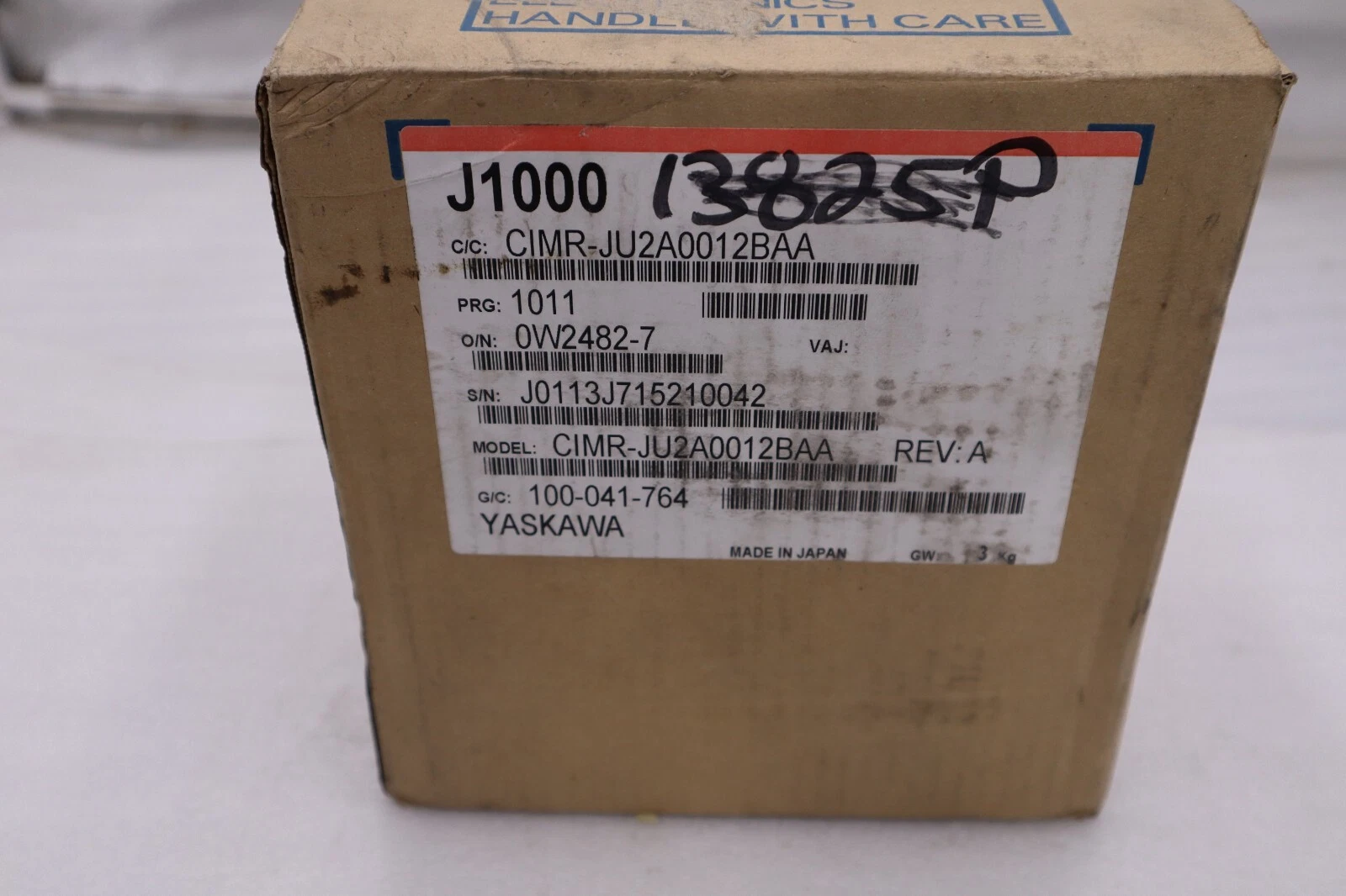 Yaskawa CIMR-JU2A0012BAA Variable Frequency Drive, 240 Volt, 3 Phase,  3 HP NEW