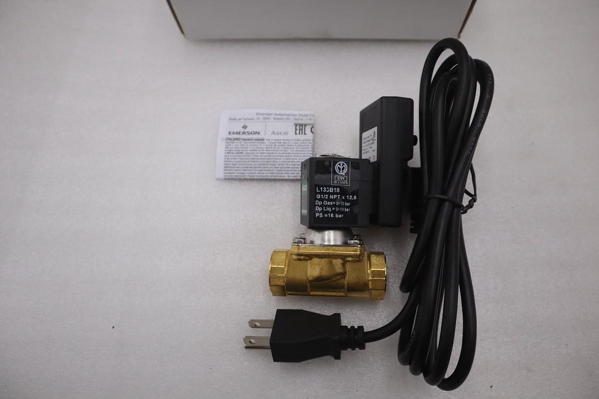Used Numatics YCL-S-210298A-01 1/2" VAC Solenoid Valve - STOCK GF1025