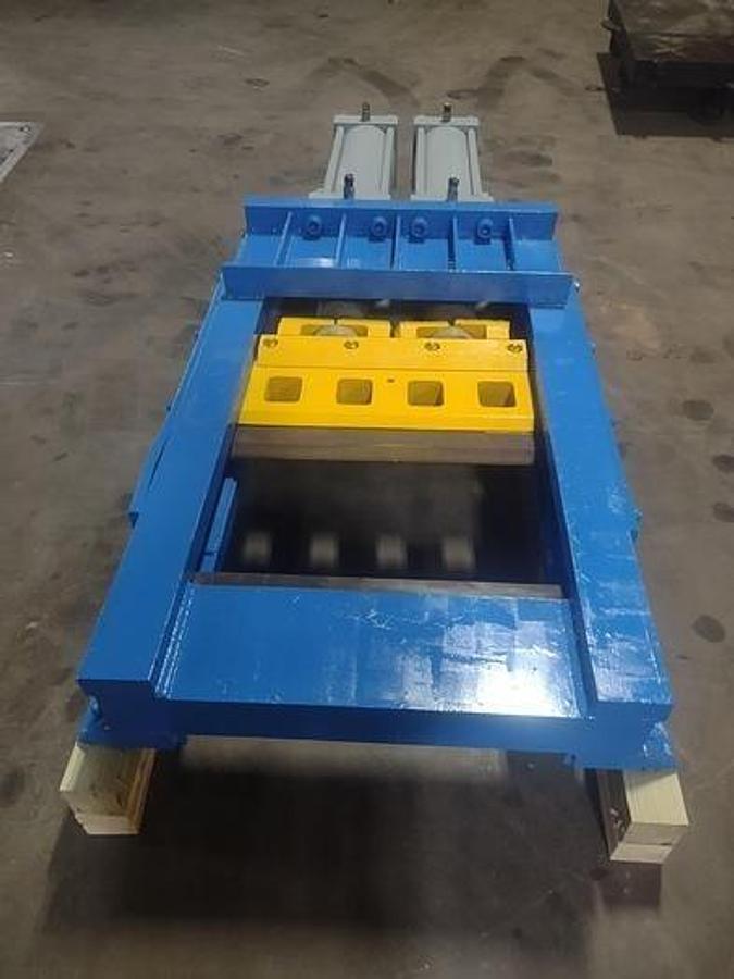 Used NEILSON & HIEBERT TAIL CUTTER WITH HYDRAULIC PACK (TWO AVAILABLE)