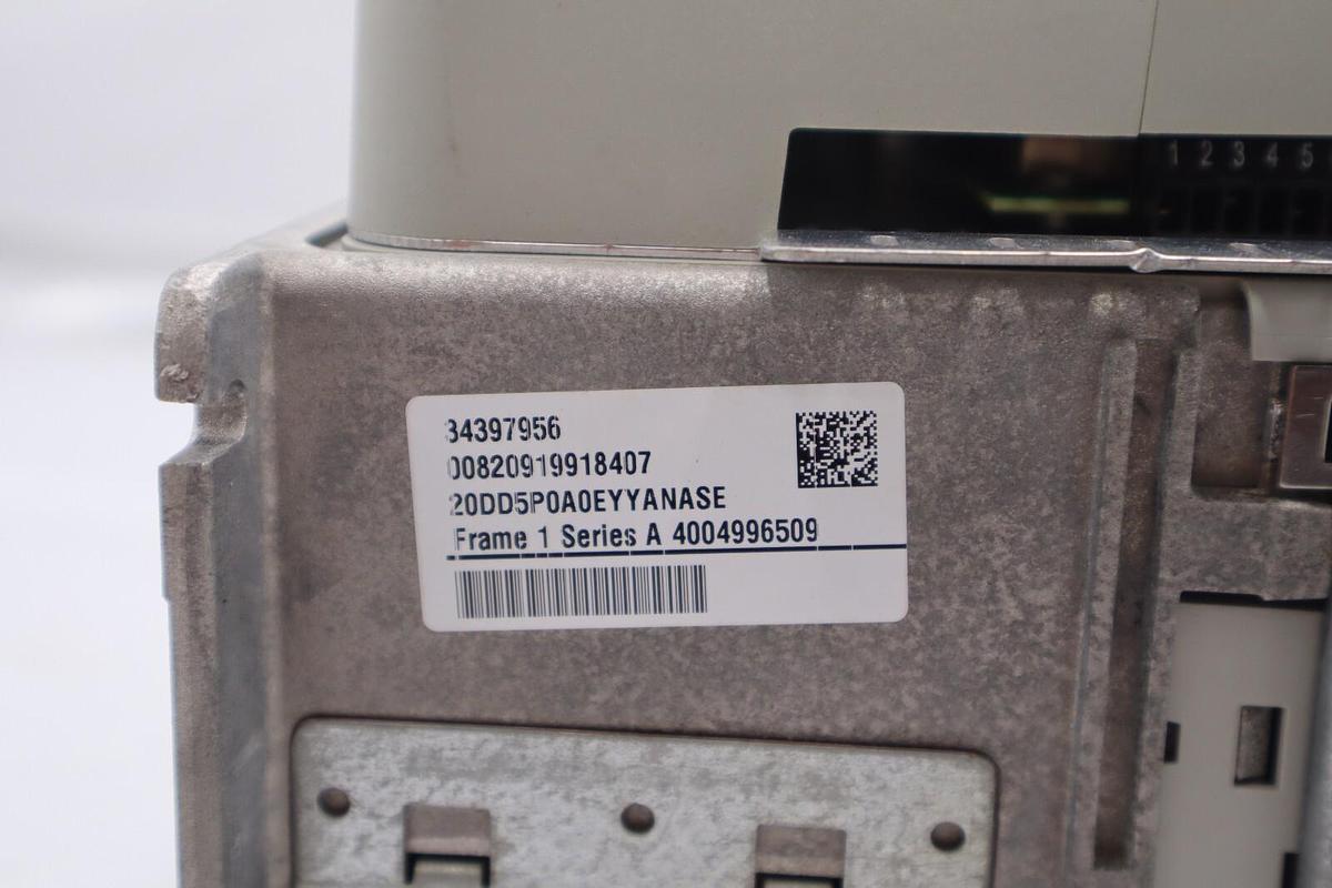 Used NEW 2014 Allen Bradley 20DD5P0A0EYYANASE Powerflex 700S Drive 3hp STOCK 2928