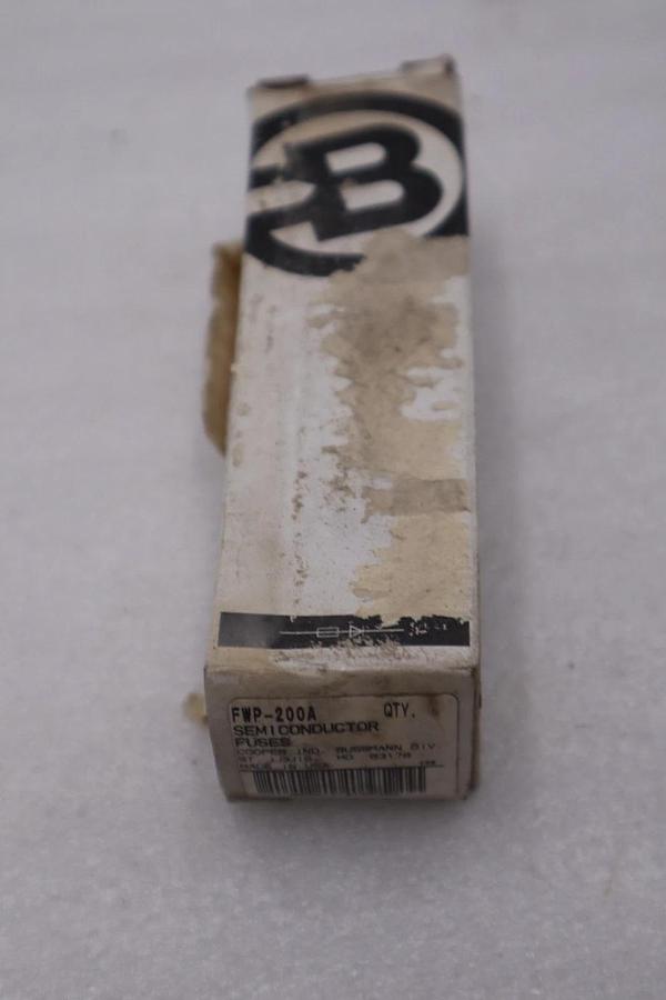 Used LOT OF 2 - BUSSMANN FWP-200A Fast Fuse - STOCK H-1699A