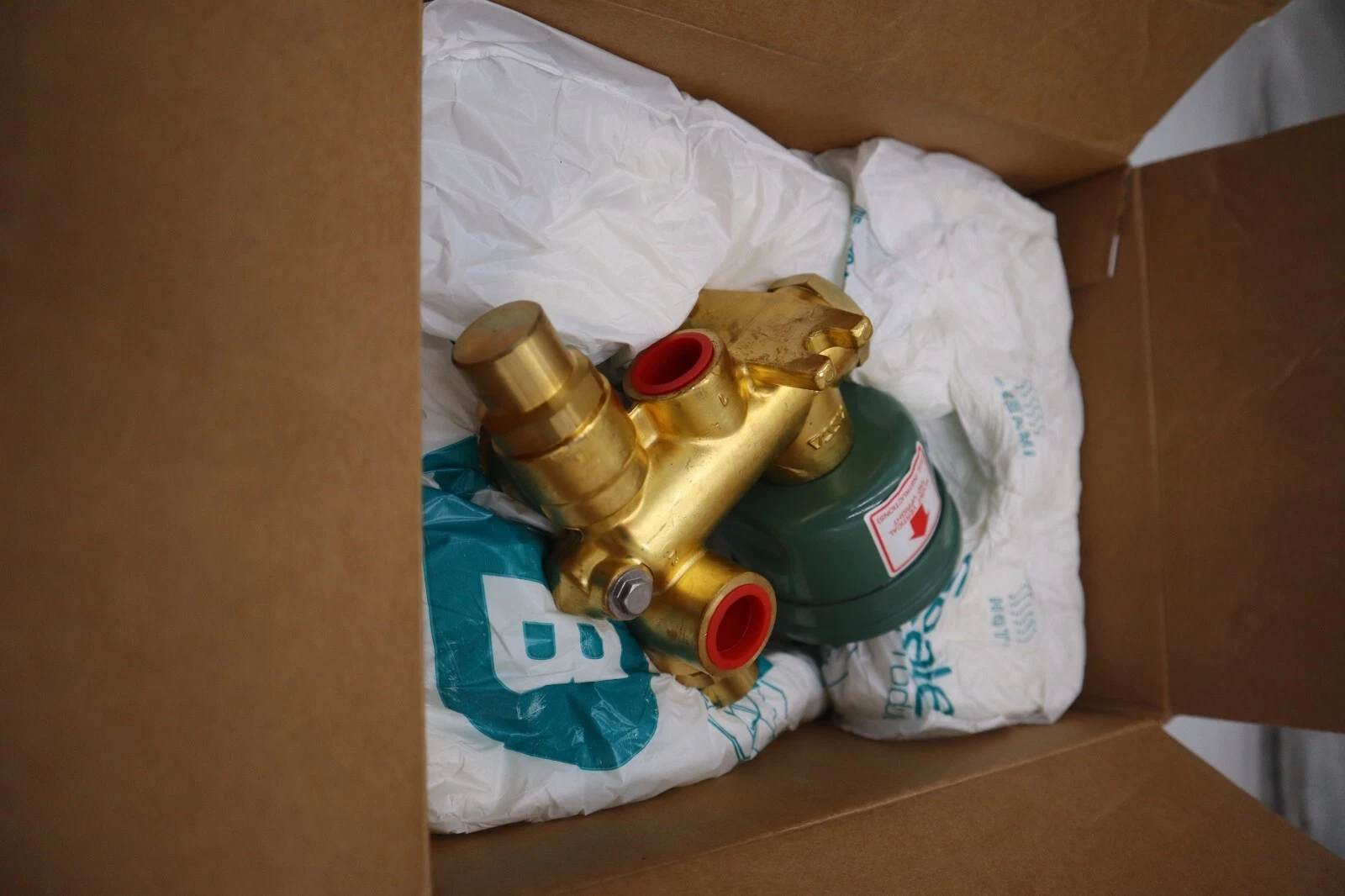 Used NEW IN BOX ASCO EF8300D068U 120/60 110/50 General Service Solenoid Valve #G513